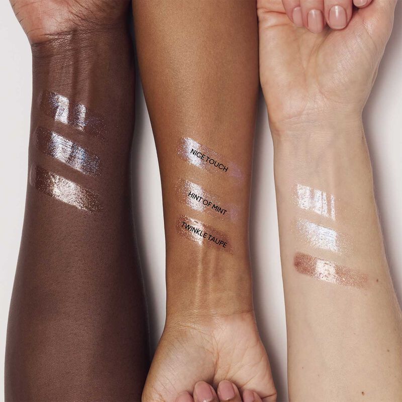 MAC Lipglass Air Non-Sticky Gloss / M.A.C Holiday image number 3